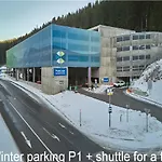 Orman Evi Sohajka Praiano